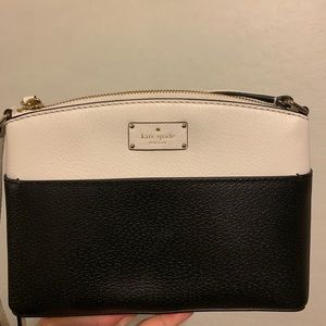 KATE SPADE black & white cross-body purse